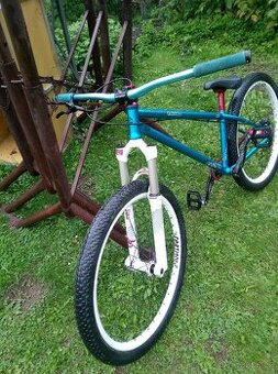 Dirt kolo Dartmoor Quinnie, 26" kola