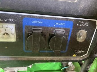 Prodej benzínové centrály Scheppach SG 3200x