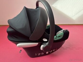 Autosedačka Cybex Aton B2 i-Size Volcano Black
