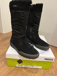 Dětské zimní kozačky Primigi vel. 33