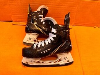 BRUSLE CCM SUPERTACKS AS1, vel. 38,5/5 EE
