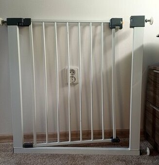 Zábrana do dveří, na schody