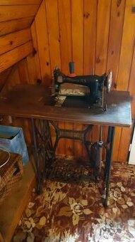 Šicí stroj Minerva