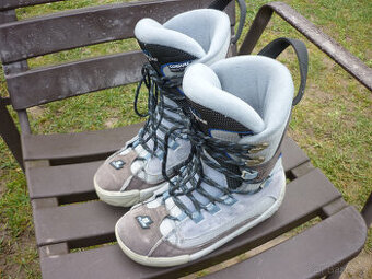 bota na snowboard