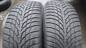 Zimní pneu 215/55/17 Nokian