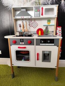 Dřevěná dětská kuchyňka - 1
