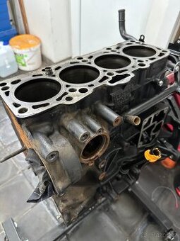 Motor BXE díly 1.9 77kw