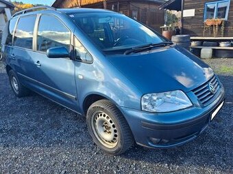VW Sharan 1,9 TDi - 7 míst
