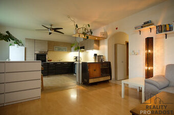 Cihlový byt 3+kk, 74,3 m2 s balkónem, ul. Schweitzerova, Olo