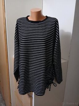 Dámské volné tričko Laura Torelli vel. univerzální