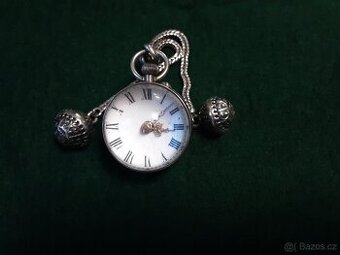 Stříbrné dámské hodinky - jeptišky