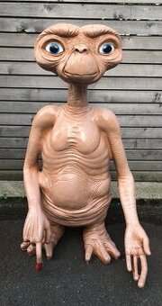 E.T. mimozemšťan  v životní velikosti 83cm