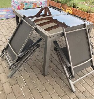 zahradní stůl a 6 x polohovací židle, hliník