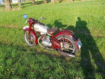 Jawa 250/11 Pérák