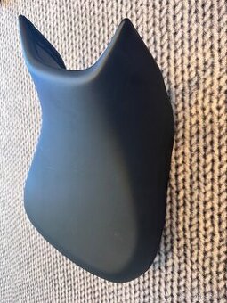 Originální sedlo řidiče Triumph Tiger 1200