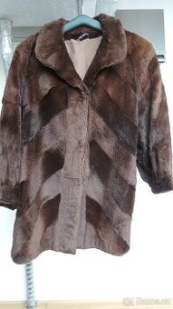 pravý kožich dámský