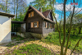 Prodej chaty 2+1, 1135 m², Velký Chlumec, okr. Beroun