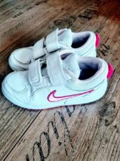 Dětské sportovní boty zn. Nike, vel. 28