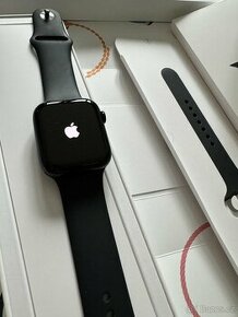 Apple Watch Series 7, 45 mm - 1