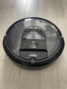 iRobot Roomba i7 (Černá) - robotický vysavač