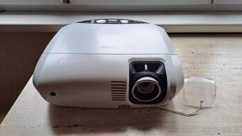 dataprojektor Canon LV-7385