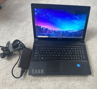 Notebook LENOVO 15,6" win 10, 4gb ram