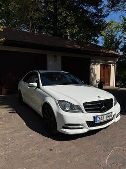 Mercedes Benz C200 2012