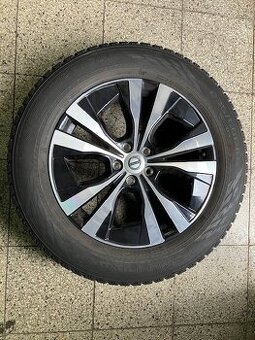 Alu disk Volvo + 235/60 R18 zimní pneu Nokian