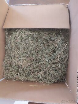 Seno domaci cca 6kg + granul.seno 1kg