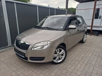 Benzínová Škoda Fabia 1.majitel...58709km