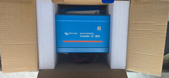 Měnič Victron Energy Phoenix 12V 800VA