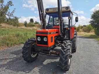 ZETOR 6245 S ČELNÍM NAKLADAČEM TRIMA A SPZ