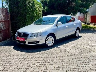 VOLKSWAGEN PASSAT 2,0 FSI COMFRTLINE / 2005