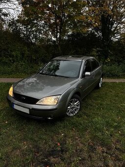 Ford Mondeo MK3 1.8 benzin po STK , střešní okno , tažné