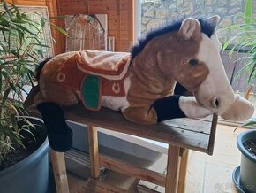 Velký plyšový kůň - jako nový délka 80 cm šířka 35 cm