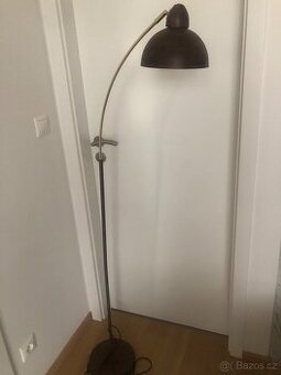 Stojaci lampa