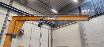 Sloupový otočný jeřáb