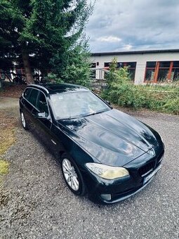 BMW F11,525d,MANUÁL
