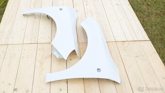 Škoda Fabia 2 , Roomster – Blatníky přední bílé