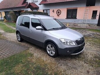 Škoda roomster 1.2tsi Scout