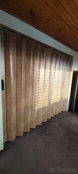 Zatahovací / shrnovací dveře - 1