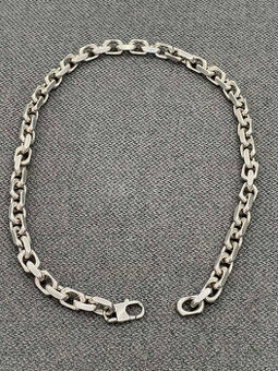 stříbrný řetěz ( 243,70 gramu )