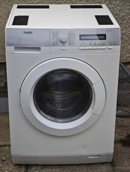 AEG A+++,8kg, Fuzzy logic, tichá,30min prog., parní programy