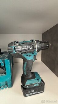 Makita aku šroubovák