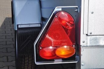 Prodám světla Fristom na přívěsný vozík s držáky