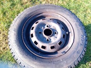 Prodám komplet zimní kola 4,5J x 13 ET 45