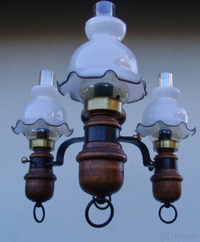 Rustikální lustr - petrolejky