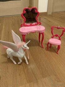 Toaletní stolek a křeslo pro panenku Barbie+jednorožec
