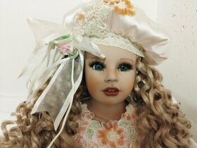 Nádherná umělecká sběratelská panenka z USA