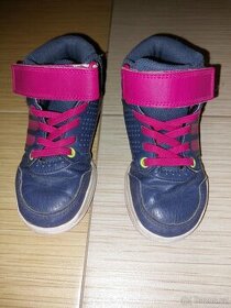 Kotníčkové botasky Adidas vel. 28